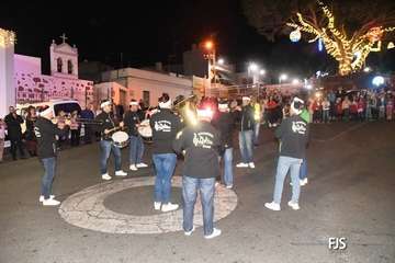 Papá Noel irrumpe en Lomo Magullo en un 4x4/FJS Fotografía.